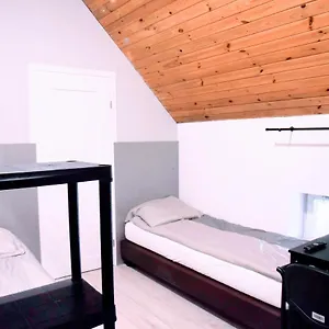 https://komfort-willa-blizne-laszczynskiego.warsawhotelspoland.com